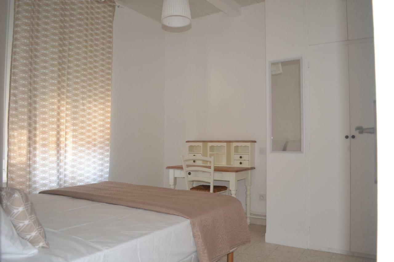 La Bulle Familles Clim, Wifi, Airport Shuttle,Tout A Pied Carcasona Exterior foto